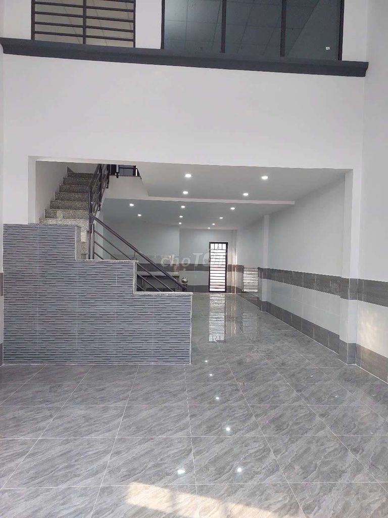 Rent 5 X20 - writing 10 / - price: 11 million.