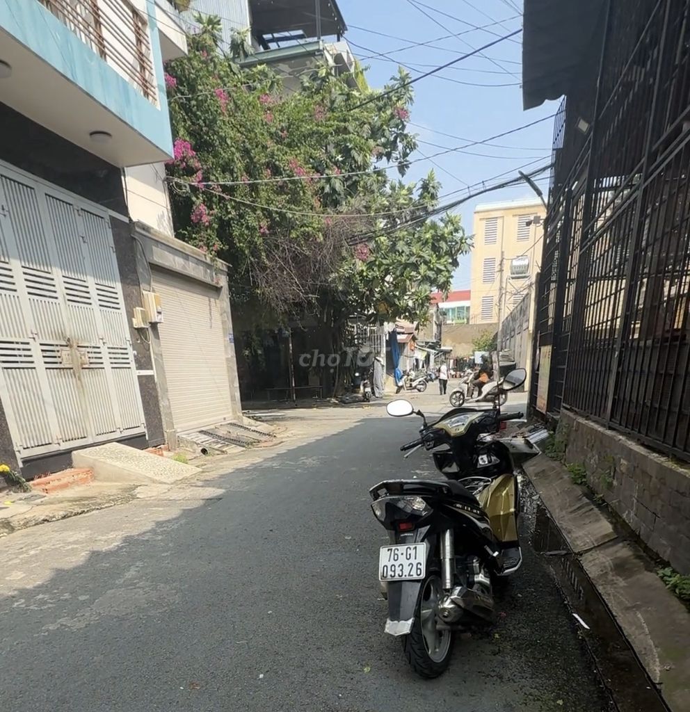 6 meters Tân Hương, 4 x 20 meters, 1 00x1 floor, 4 bedroom, 2 toilets