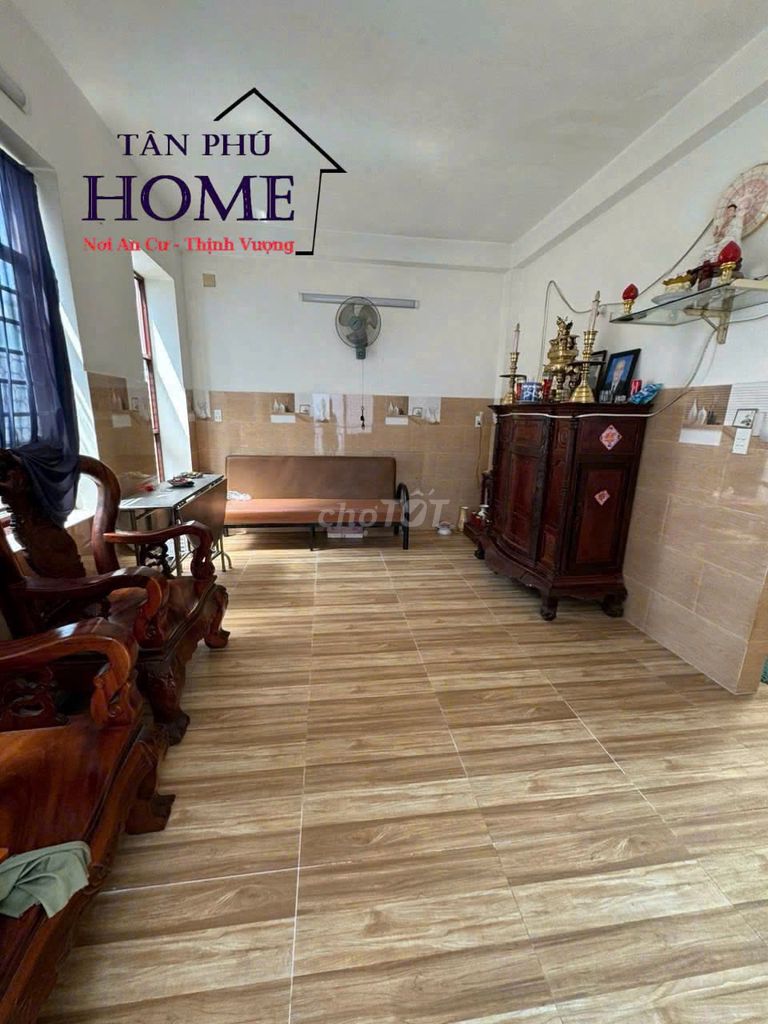 Villa mini Alley 4 m Tân Kỳ Tân Quý, 9 x 9 meters, 2.5 plate, 3 room, 3 toilets