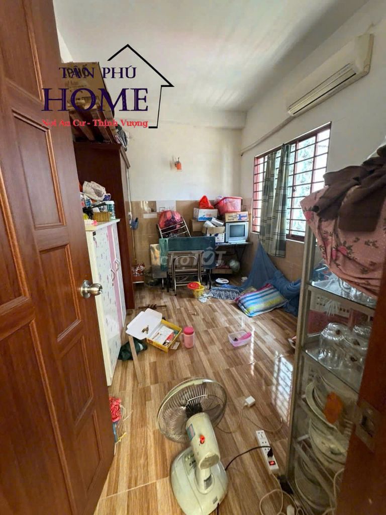 Villa mini Alley 4 m Tân Kỳ Tân Quý, 9 x 9 meters, 2.5 plate, 3 room, 3 toilets