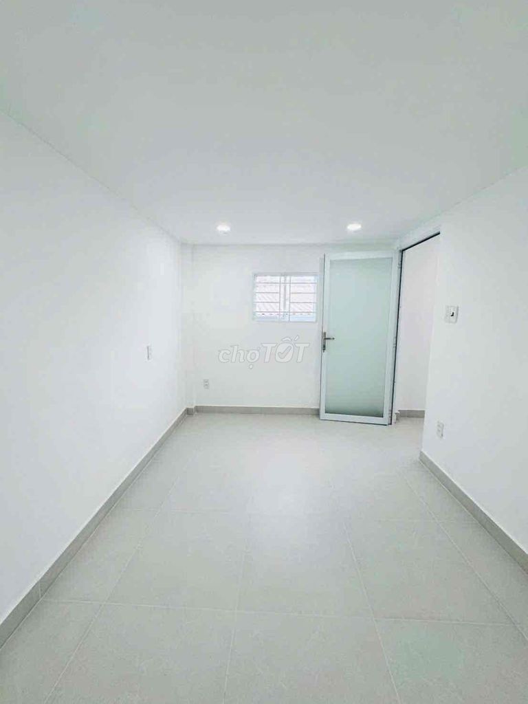 Let's rent a nice new nc. Nguyễn Phúc Chu Tân Bình Carway.
