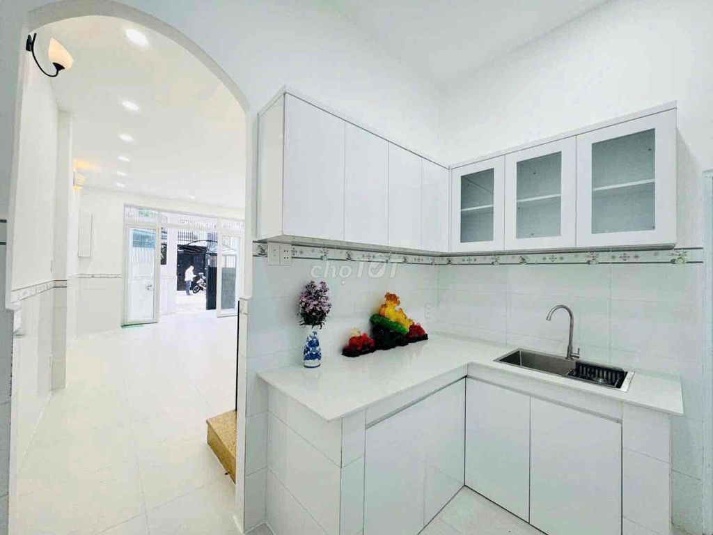 Let's rent a nice new nc. Nguyễn Phúc Chu Tân Bình Carway.