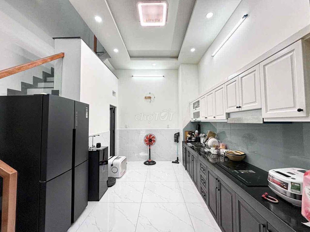 Rent Full House 1 st floor 4th floor bedroom 3 toilets near the OTo Pass