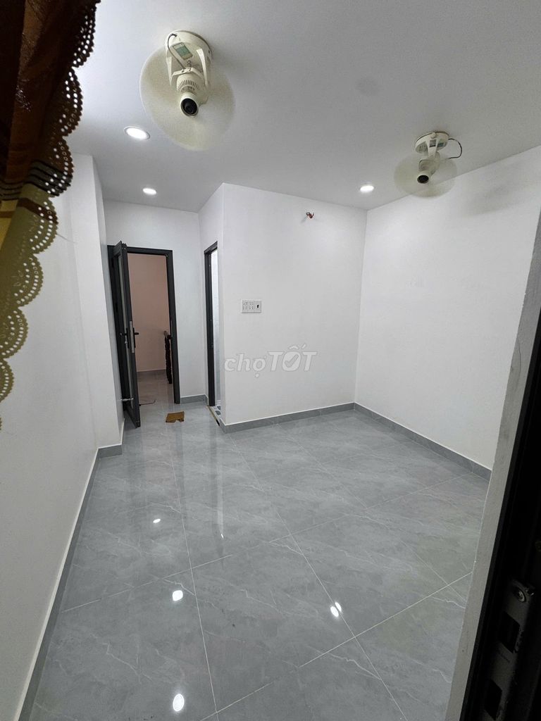 Rent the 100 Btôn đản P cash home, 4 centimeter District Society.