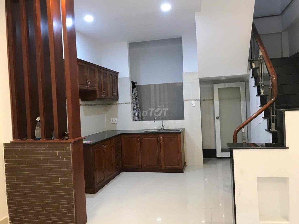 Nguyễn Kiệm rental house 3 pngu