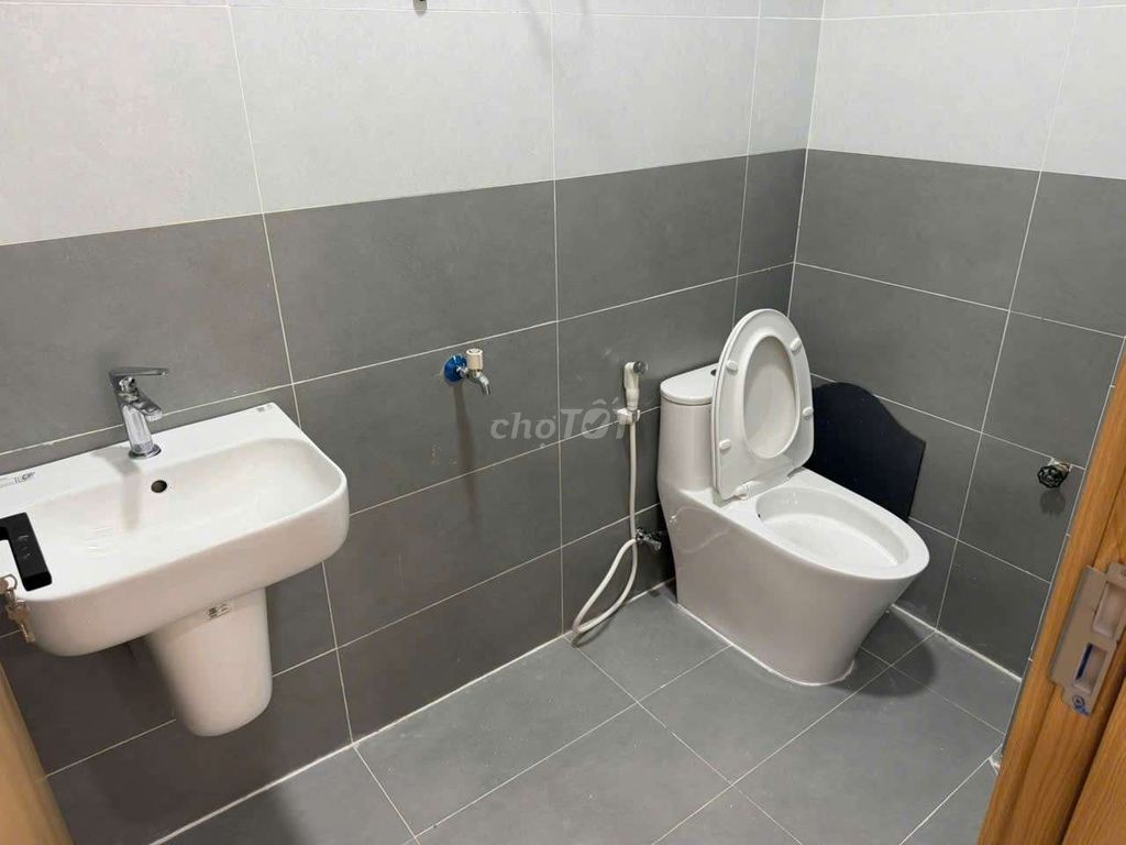 Rent 6 bedroom 6 toilets 4 x 21 cast 3 floor Huỳnh Văn Nghệ v3 15 Tân Bình