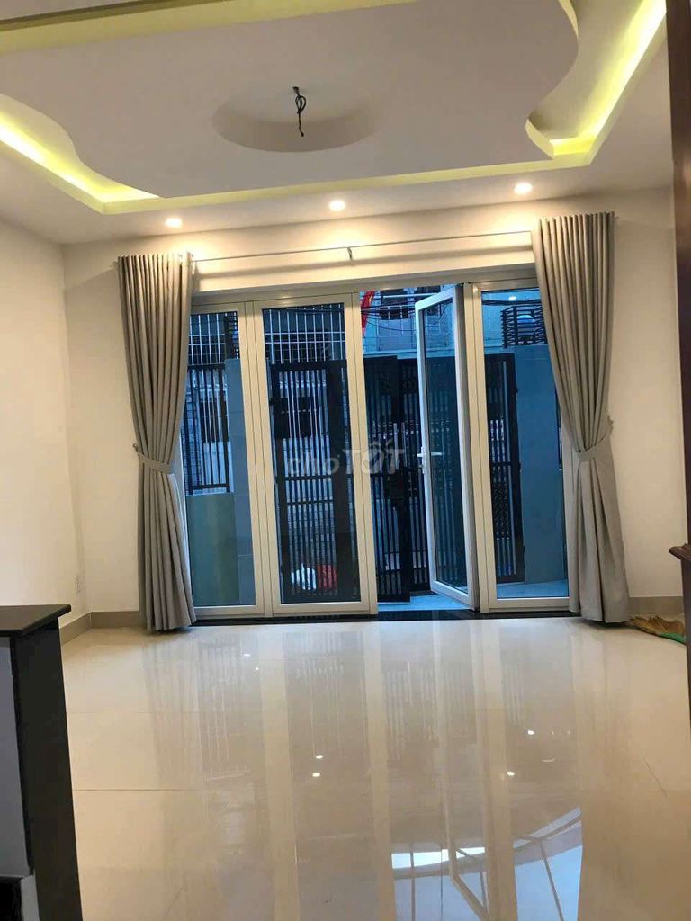 Let's rent Nguyễn Kiệm-7-7-3 Gò Vấp(4.5 x10 m))) 3 floor st-3 bedroom 4 bedroom 4 1.15 million