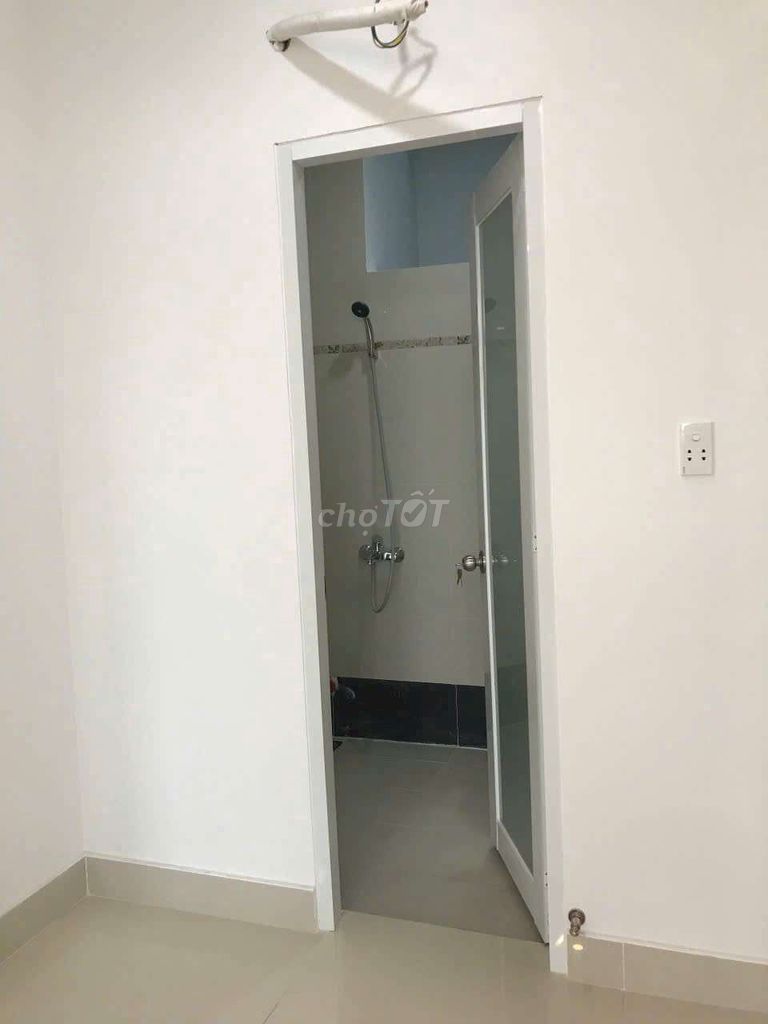 Let's rent Nguyễn Kiệm-7-7-3 Gò Vấp(4.5 x10 m))) 3 floor st-3 bedroom 4 bedroom 4 1.15 million