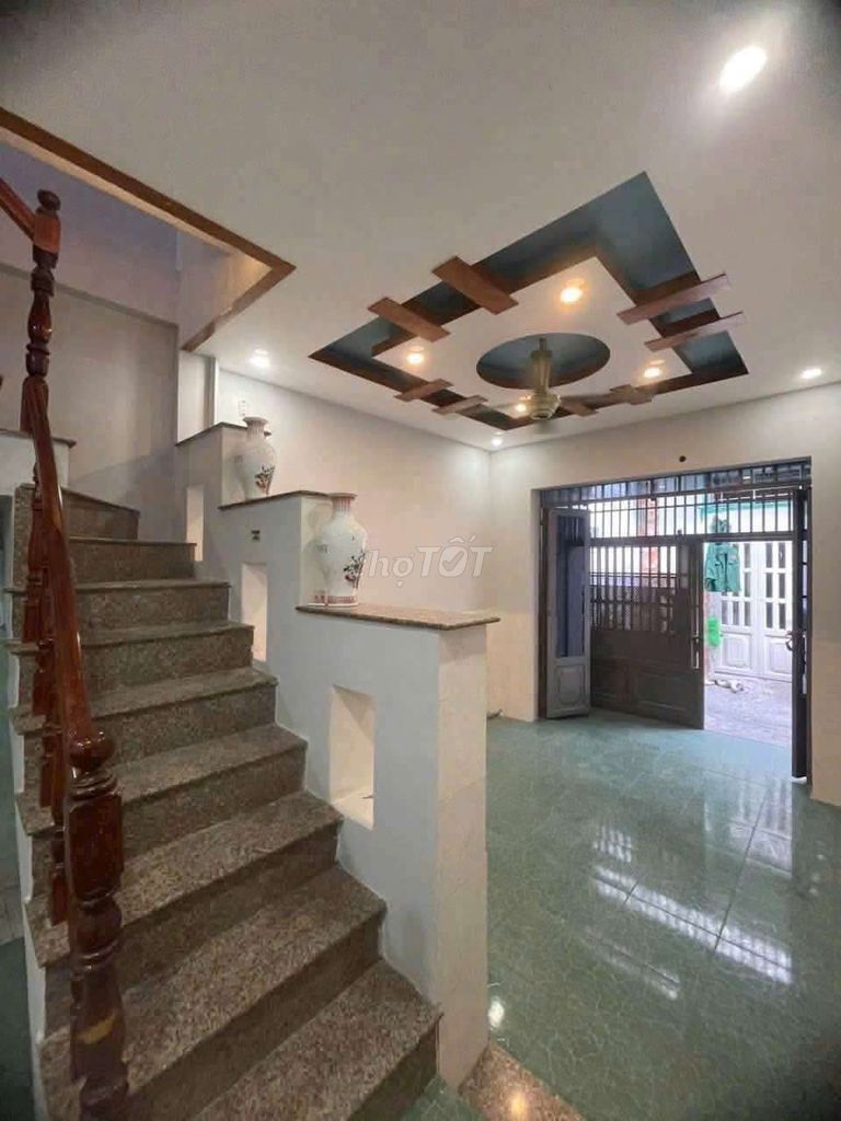 3 MBùi Quang Là 3 m 4 x 9 m 1st floor 1 floor 2 bedroom