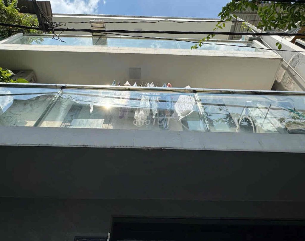 The original house. Three stories. Videos and actual images are 100%.