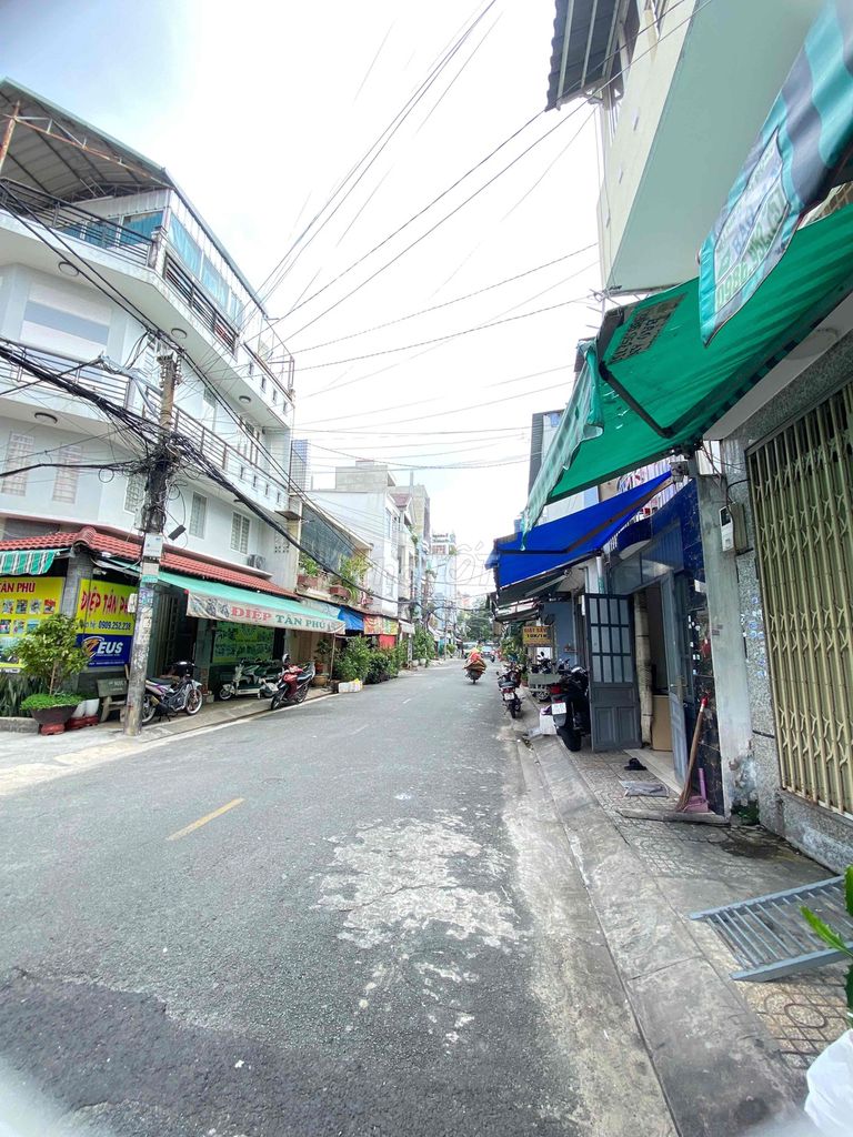Renting Đỗ Đức Dục corner, 4 x 15 meters, 1 floor, 10 million, cutting off Mountain