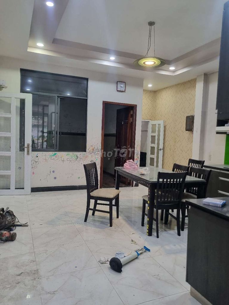Rent a mini Bà Điểm. area 8 x20-1 floor -4 bedroom -2 toilets
