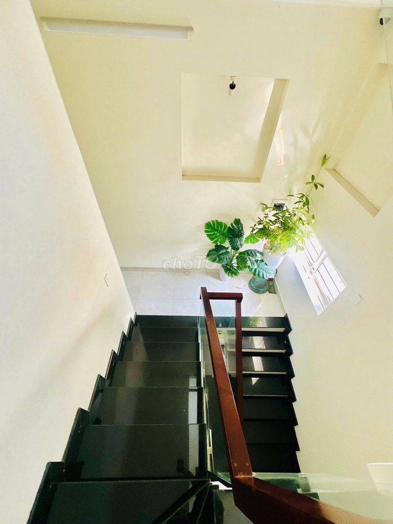 Rare!! 500 m2 area used - 239 A Huỳnh Văn Bánh - vertical floor, elevator