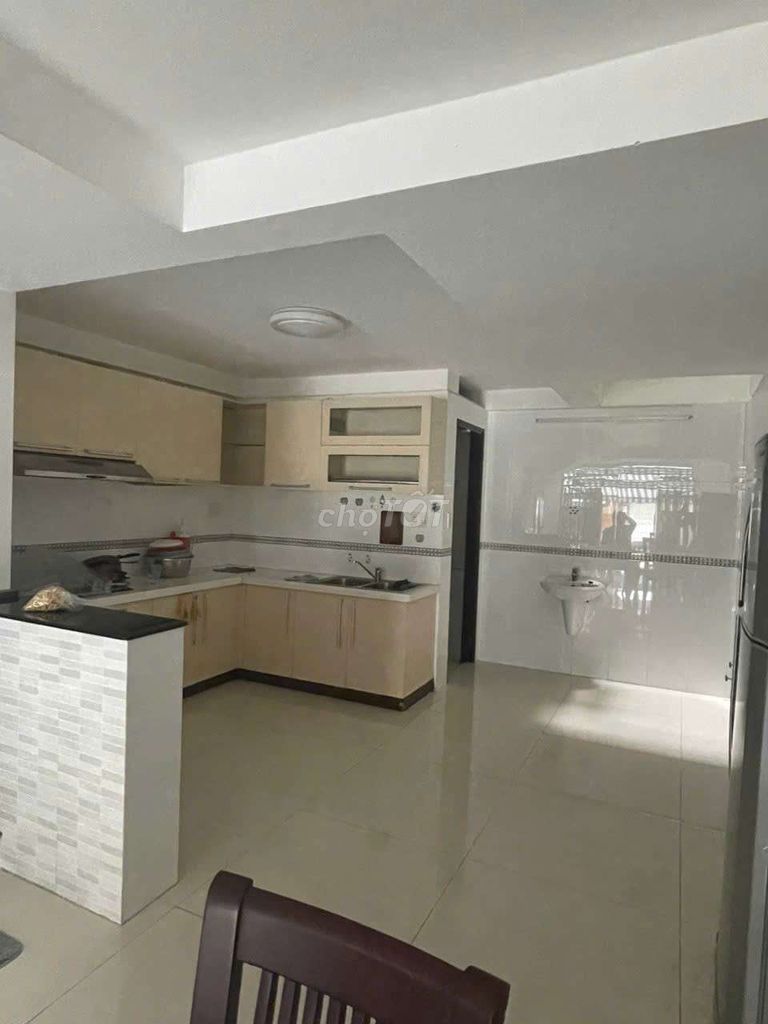 Renting 5 X17 M 3 4 floors of bedroom 4 1 1st bathroom in Văn Cao