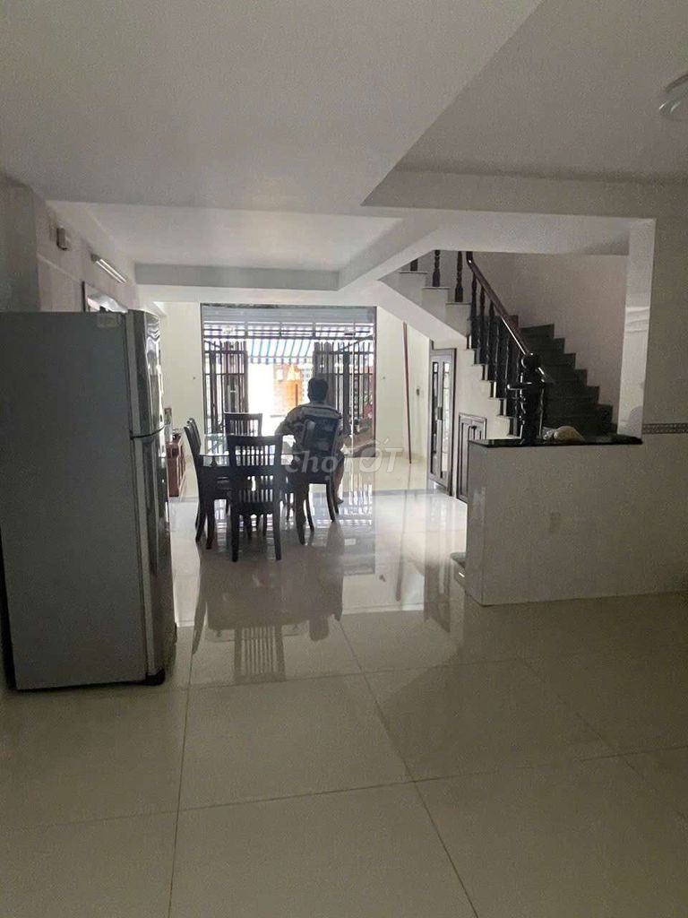 Renting 5 X17 M 3 4 floors of bedroom 4 1 1st bathroom in Văn Cao