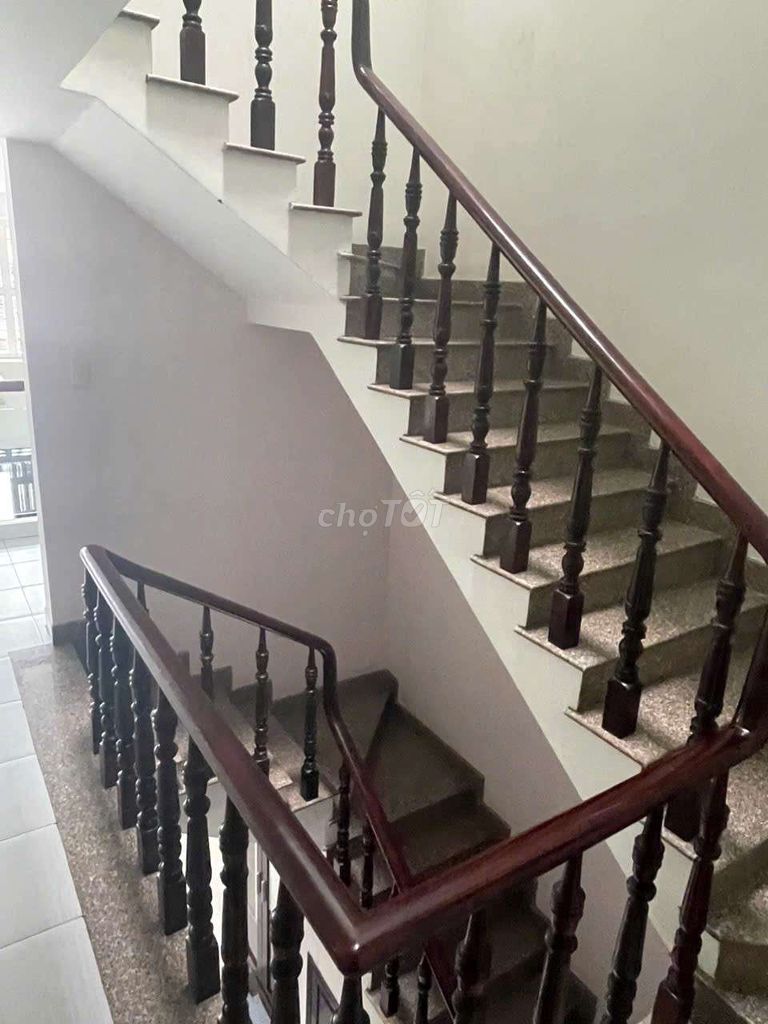Renting 5 X17 M 3 4 floors of bedroom 4 1 1st bathroom in Văn Cao