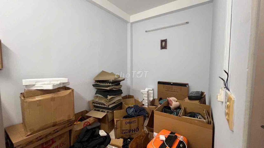 for rent: 4 x13 funn furniture, which is 13 million