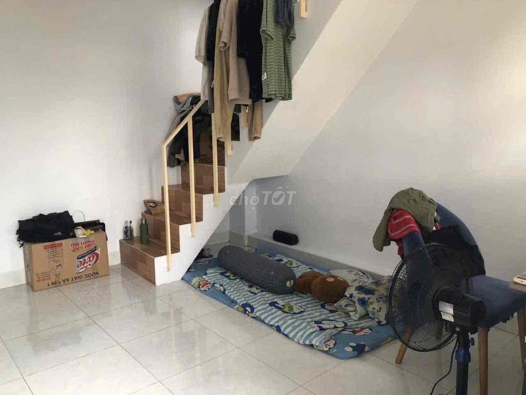 for rent: 4 x13 funn furniture, which is 13 million