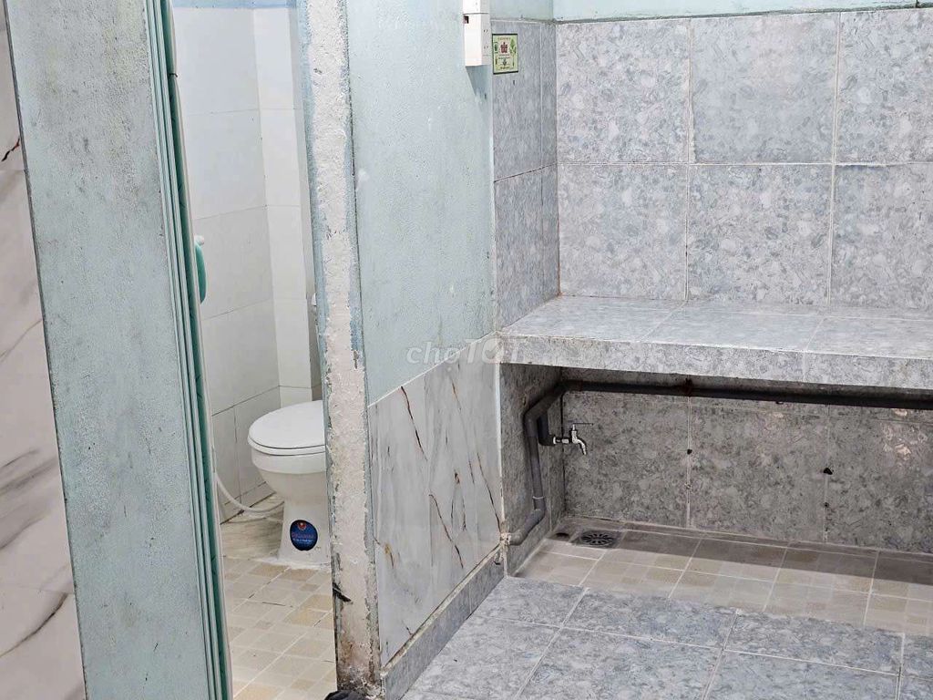New three-way guard house near 5 Gò Vấp : 1 bedroom + skylocker - 3.3 million