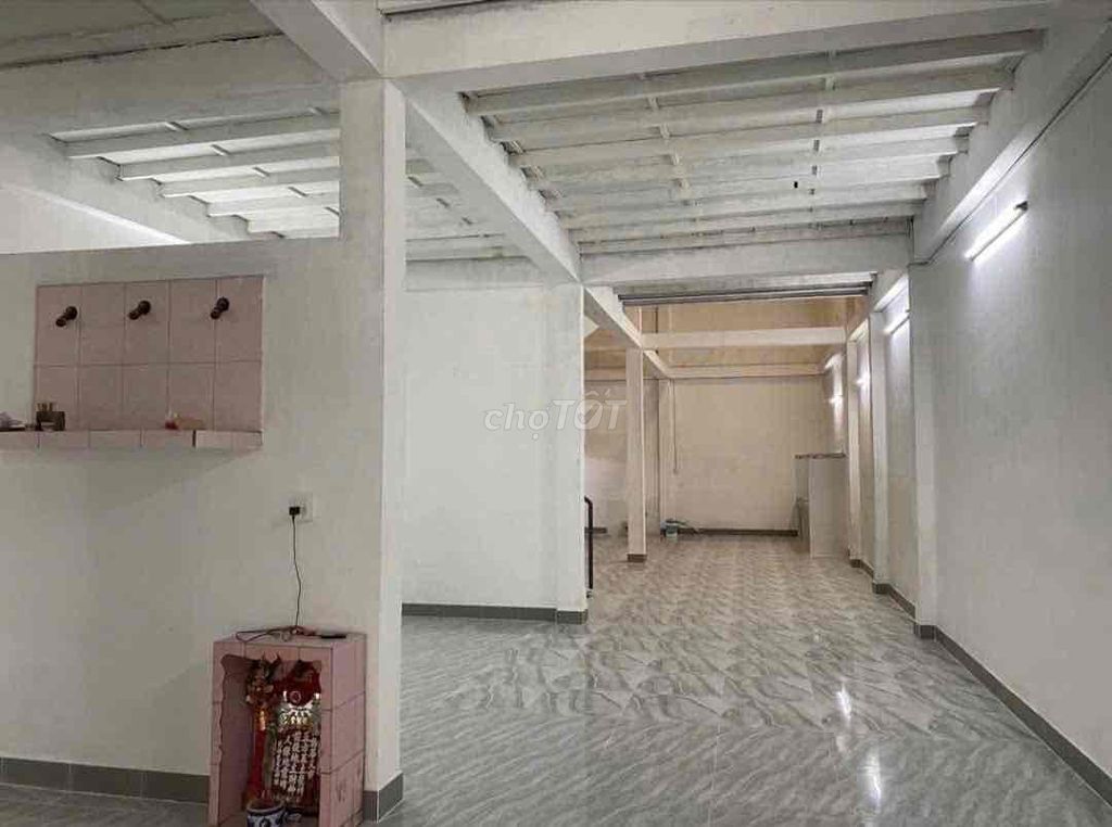 7 x 25)1 through one bedroom, a toilet, 7 M, a canary
