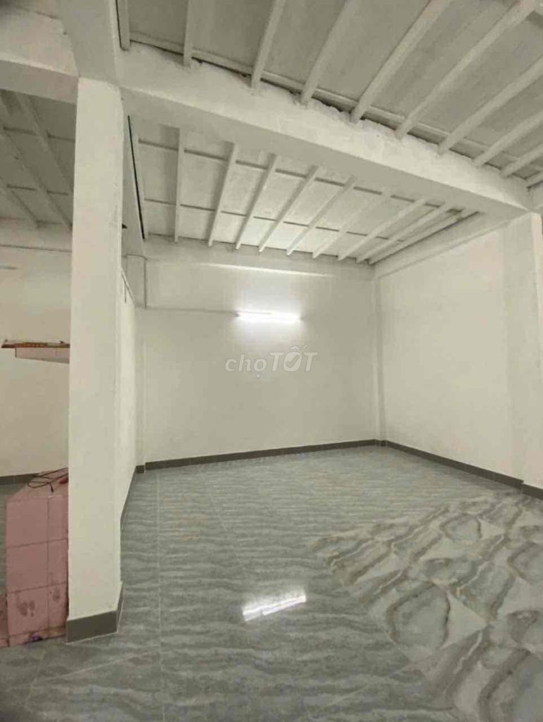 7 x 25)1 through one bedroom, a toilet, 7 M, a canary