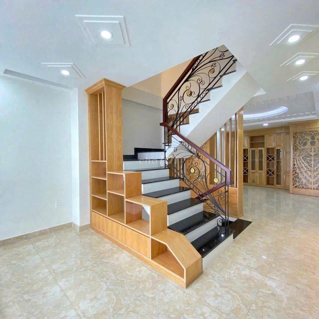 Need to rent a new apartment to the 131/3 autoway road 26/3 P.Bình Hưng Hòa Q.Bình Tân