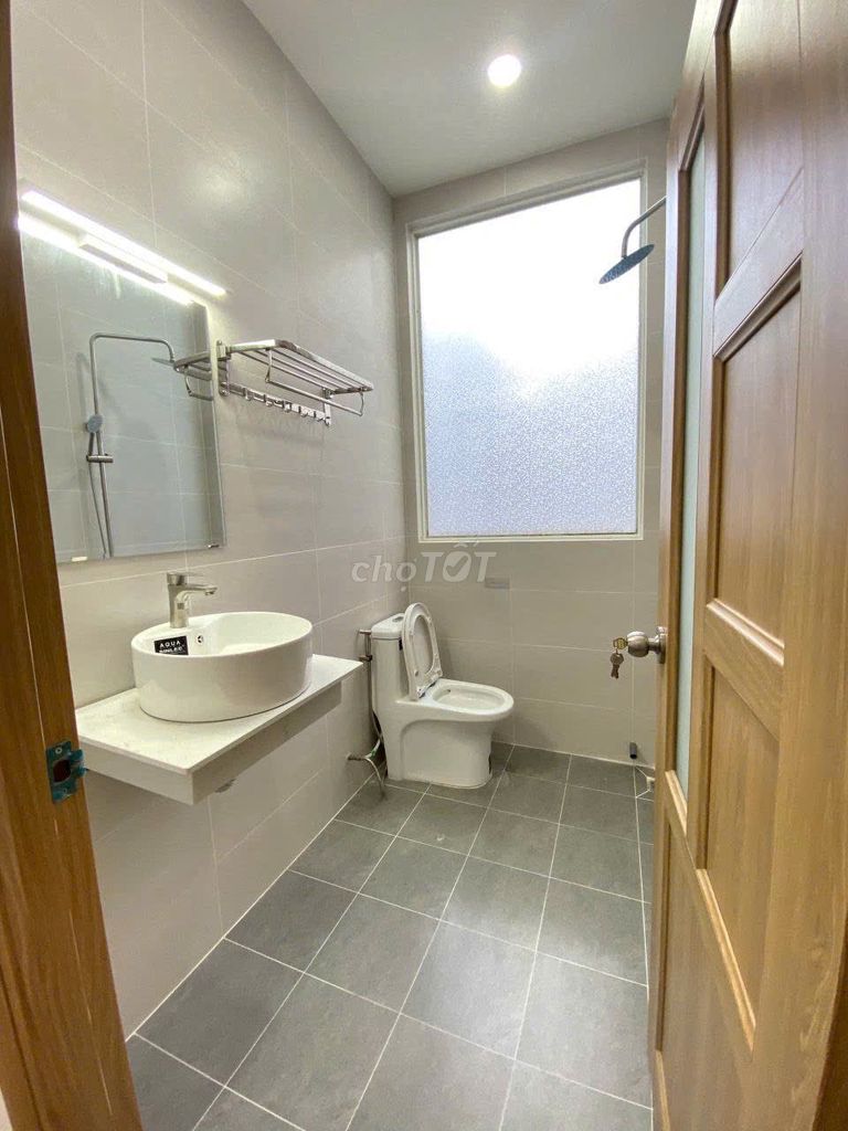 Need to rent a new apartment to the 131/3 autoway road 26/3 P.Bình Hưng Hòa Q.Bình Tân