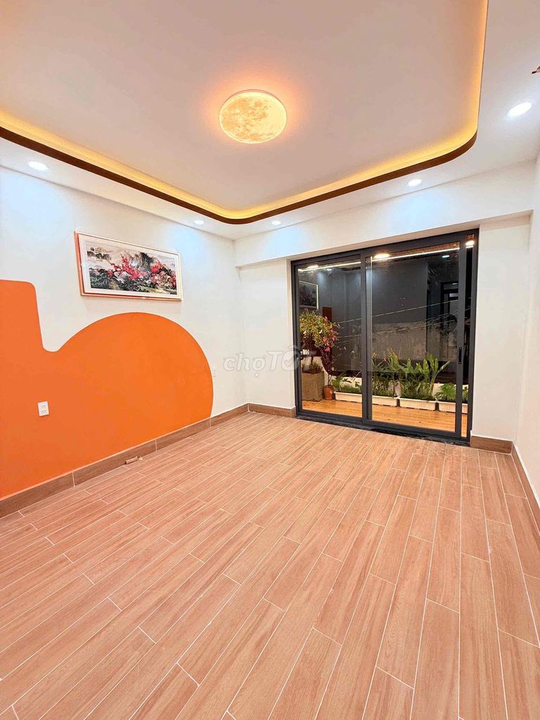 The owner himself rents the EYPT Home, Tân Phú