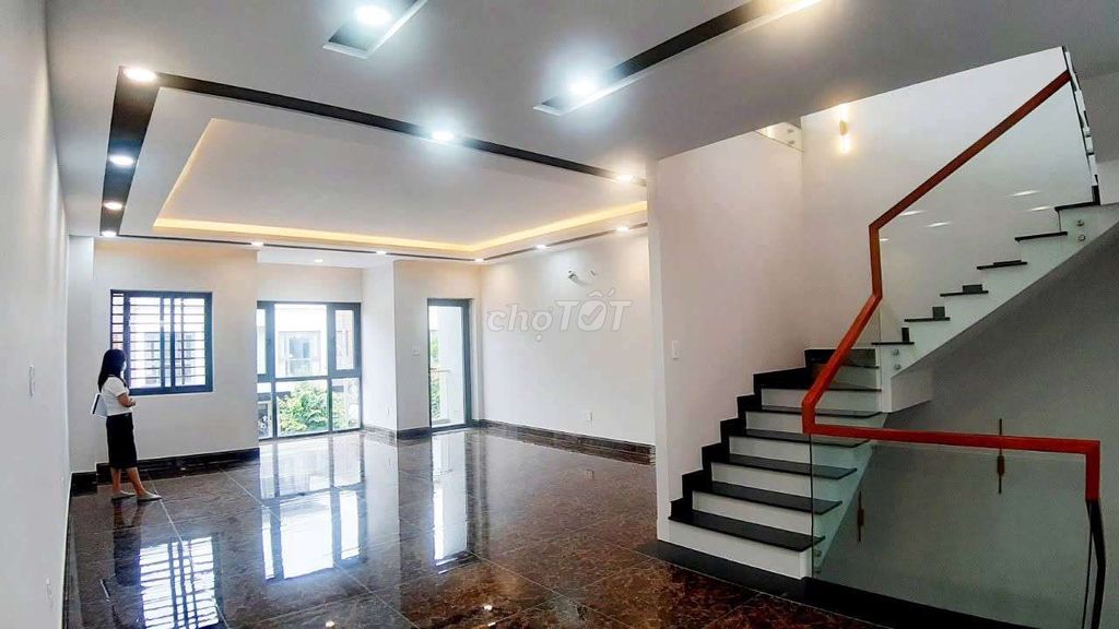 Rent Phố Đông Village-- Cát Lái, District 2.