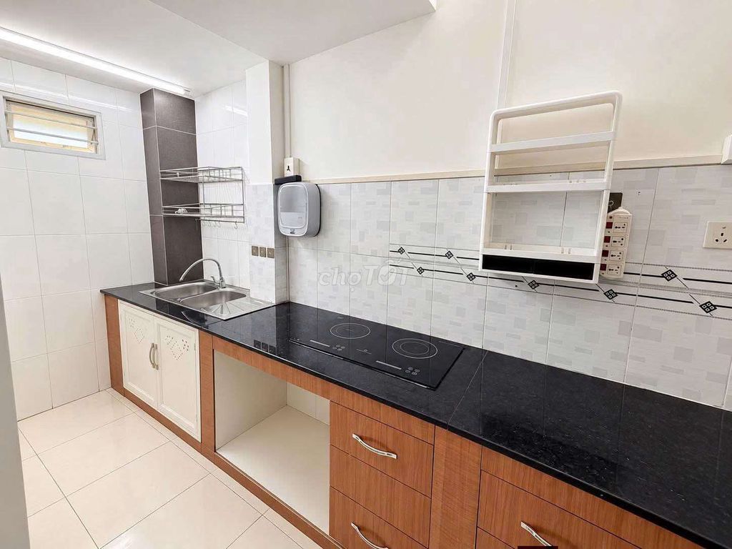 Clean house near the safehouse, ground floor, two bedrooms, full interior. lane T