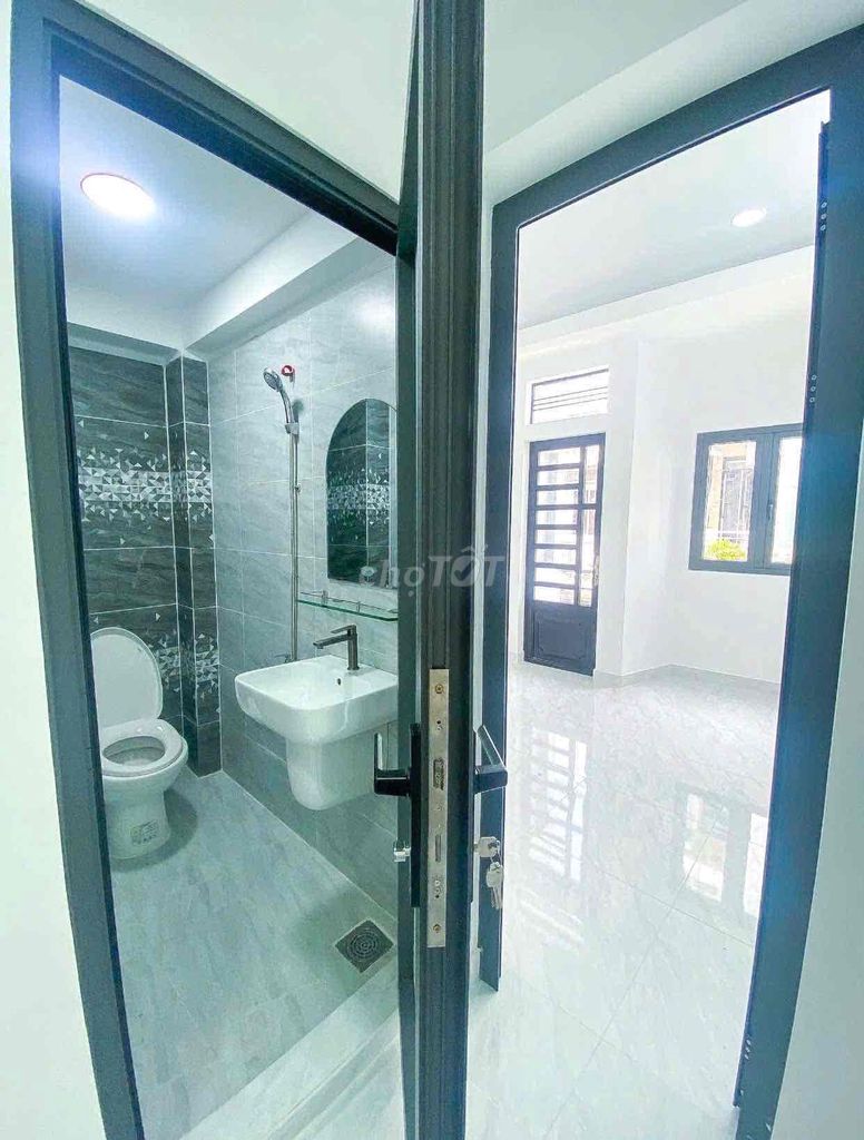 August revolution, 1894 7, Tân Bình – 3 bedrooms - sufficient comfort - 11 million