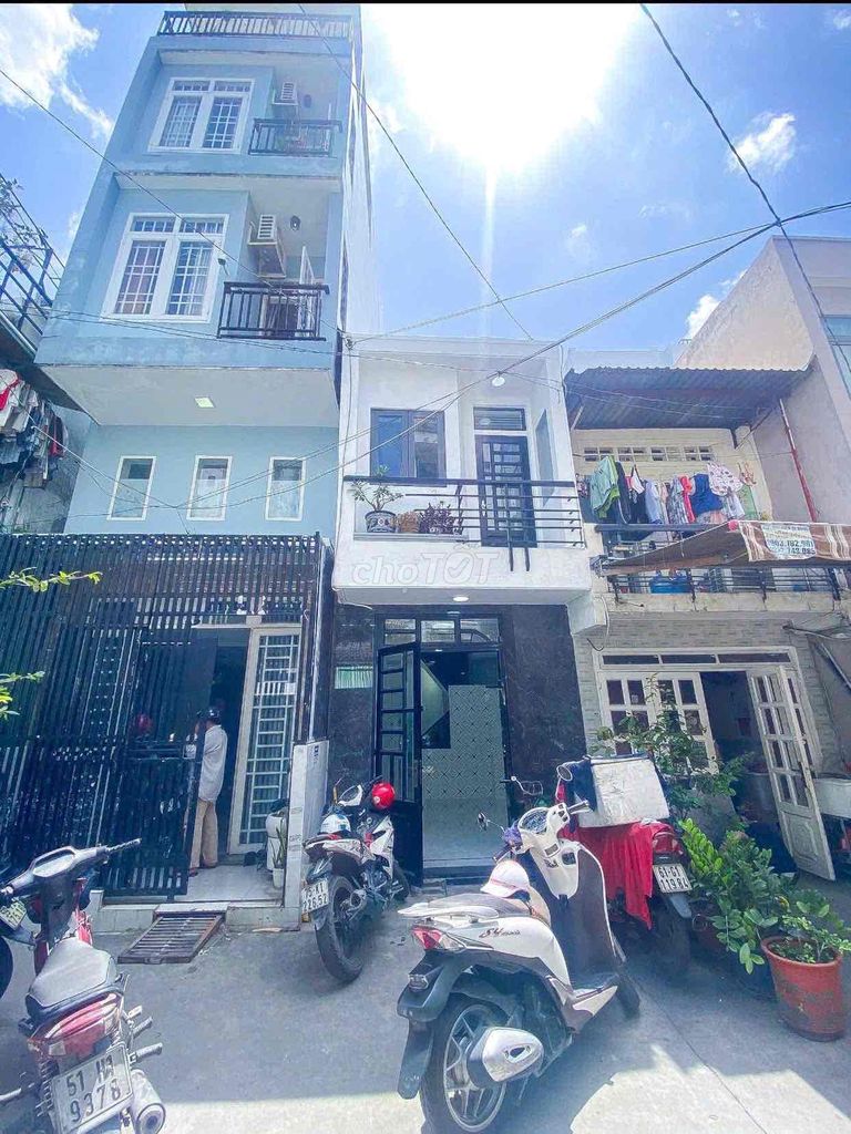 August revolution, 1894 7, Tân Bình – 3 bedrooms - sufficient comfort - 11 million
