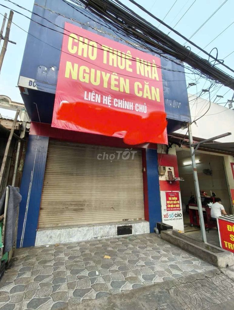 Rent a Quốc lộ 50-be near Paradise School.