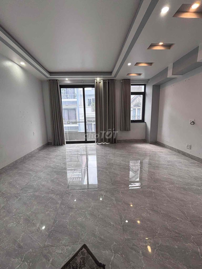 Rent the original house 5 x 10 meters 4 bedroom 5 toilets 137/ 597 14th Street