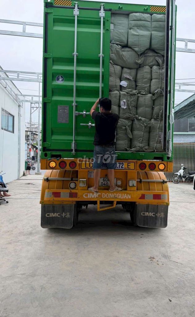 Rent a factory: 22 x 46 meters. Mặt Tiền Đường xe Container