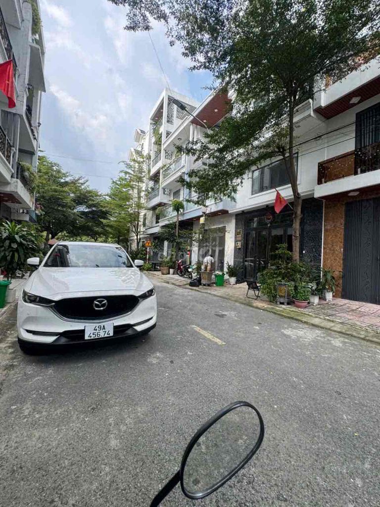 Nice new place to hide in Thạnh Xuân 25 P. Thạnh Xuân District 12