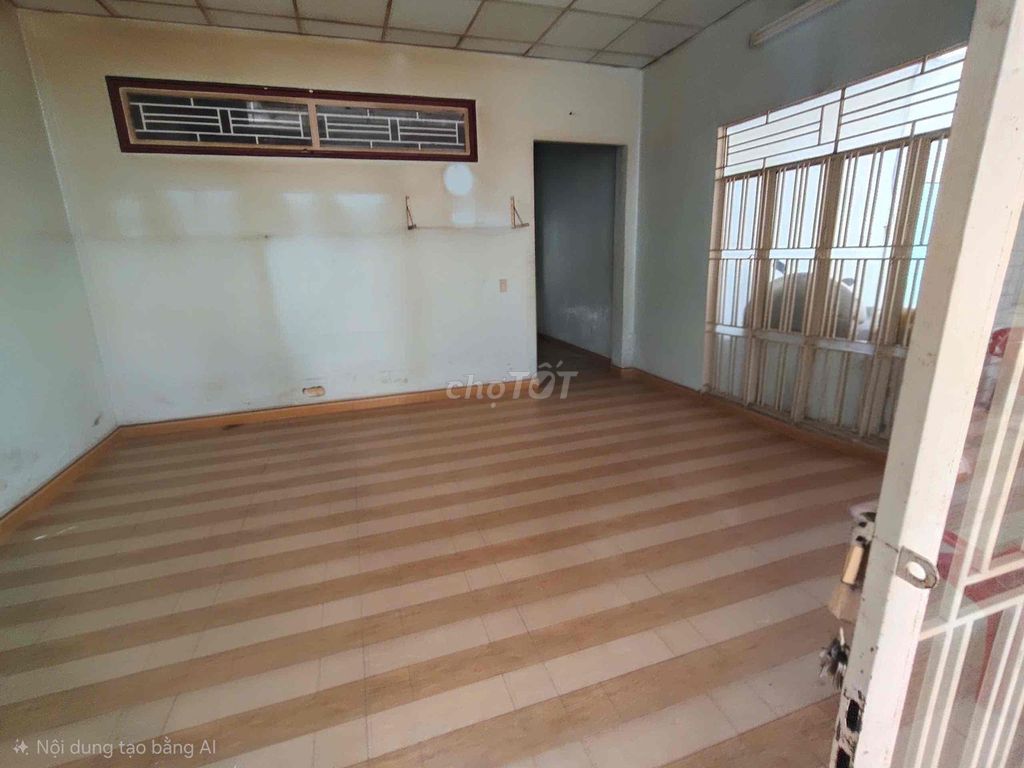 Rent 250 M2-6 bedroom-Nguyễn Bình. Nhà Bè. Only 10 million a month.