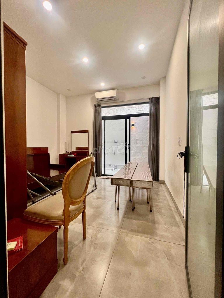 4 x 30 meters of furniture 4th floor st (4 bedroom 3 toilets) 1/ Bình Long