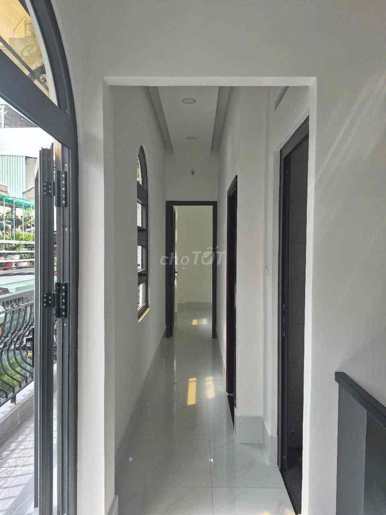 Nice new home, alley 1 .45.
