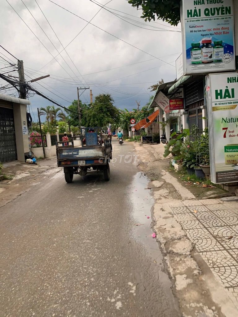 Trần Quang Diệu cash houses rent 4.5 million a month.