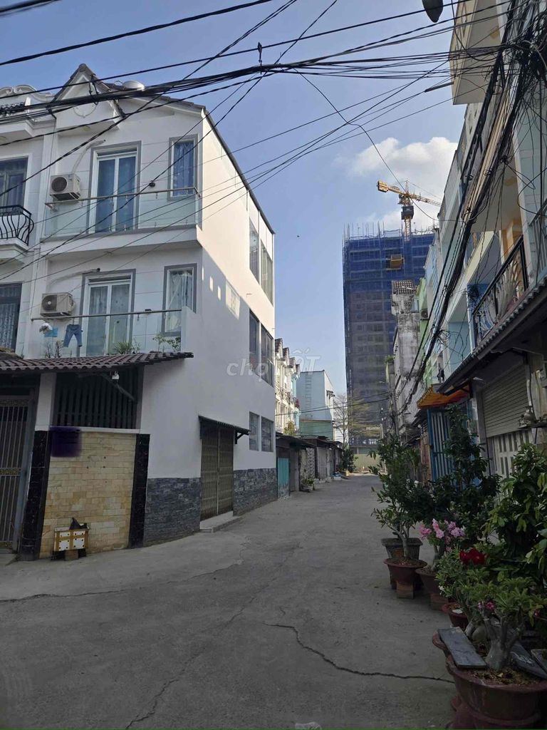 Rent the original house-- Nhà Bè 3.3 m x 13.5 m car lane 6 meters