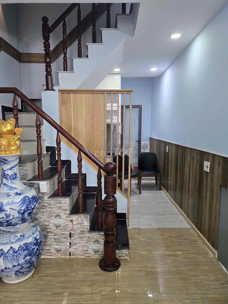 Rent the original house-- Nhà Bè 3.3 m x 13.5 m car lane 6 meters