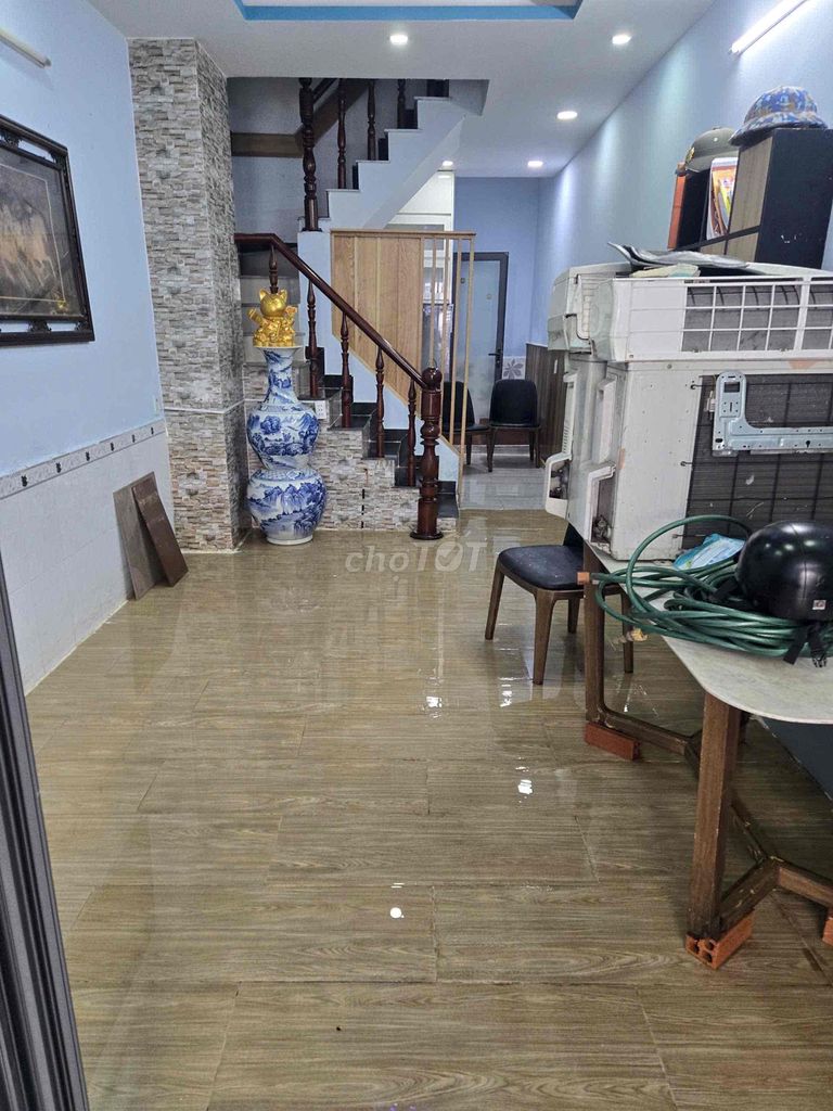 Rent the original house-- Nhà Bè 3.3 m x 13.5 m car lane 6 meters