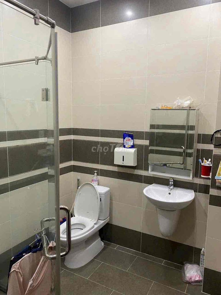 Rent a house on Tên Lửa area 8 x25 xd 3.5. For 50 million.