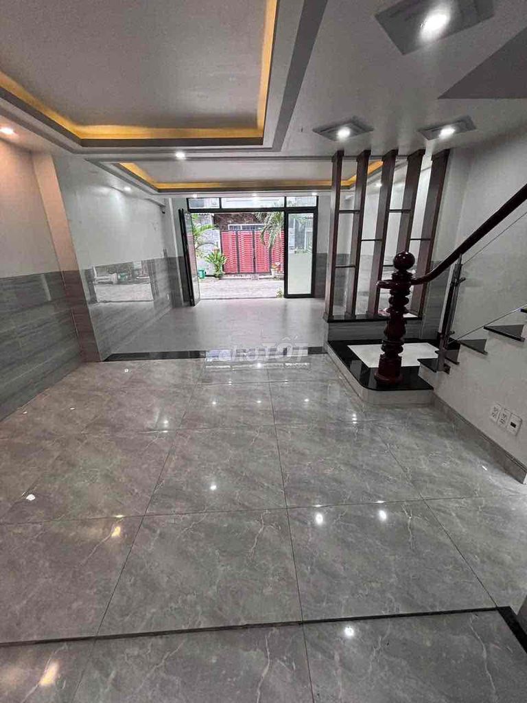 For the house. area: 5x10, 1 suspended, 3 floors at 15 million