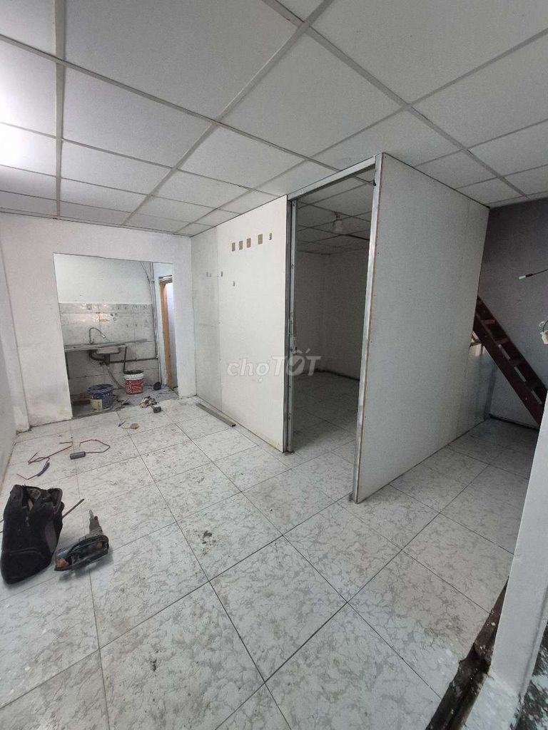 Rent 5 X23 M with two public bedrooms in front of Tây Thạnh.