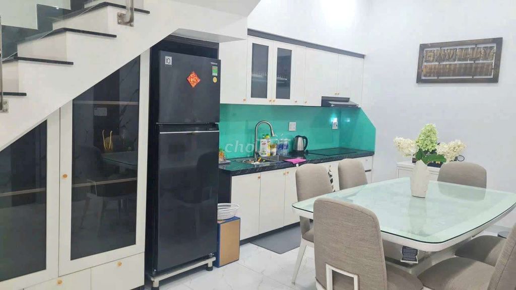 Rent a new house in one place, right at Bình Tiên.
