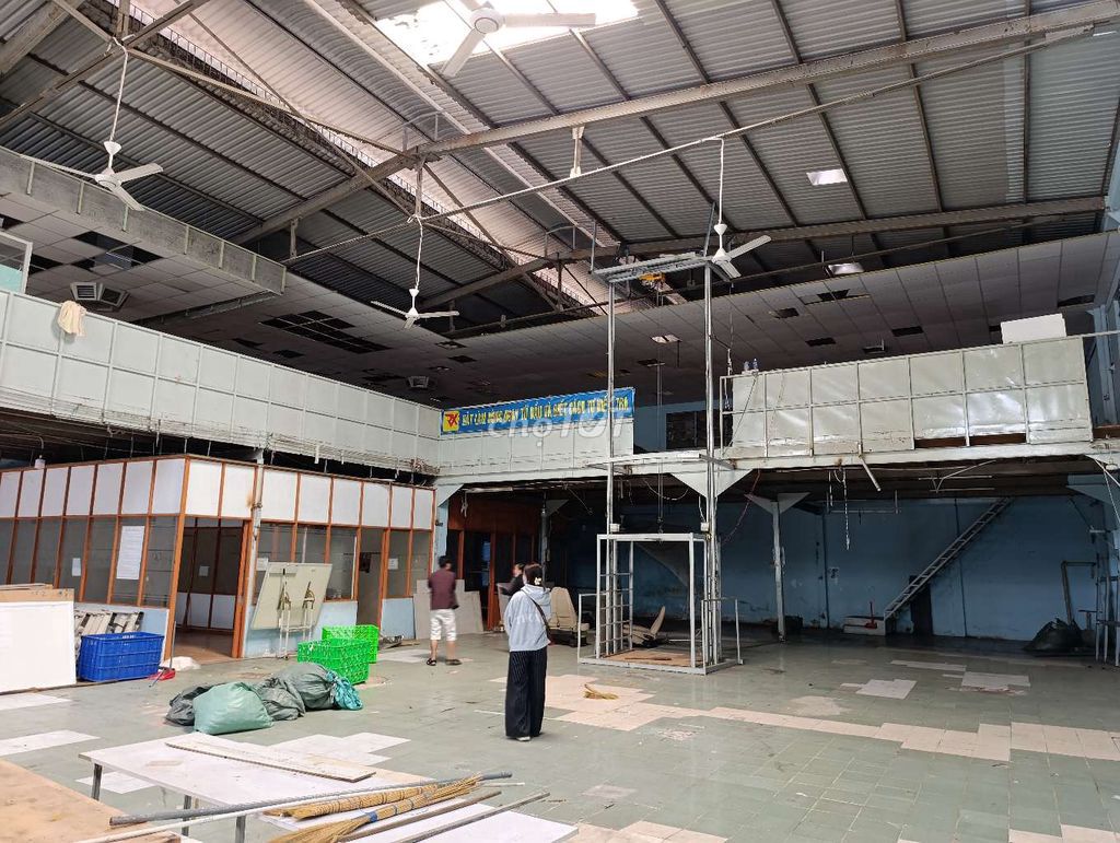 We've got 190 feet of warehouse.