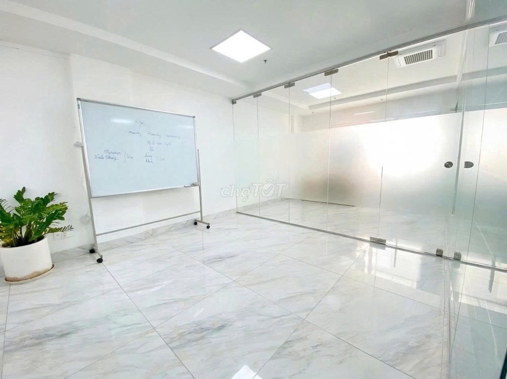 New housing is good--231 CLê Văn Sỹ, 1370 13, Q.Phú Nhuận. area uses 400 M2.