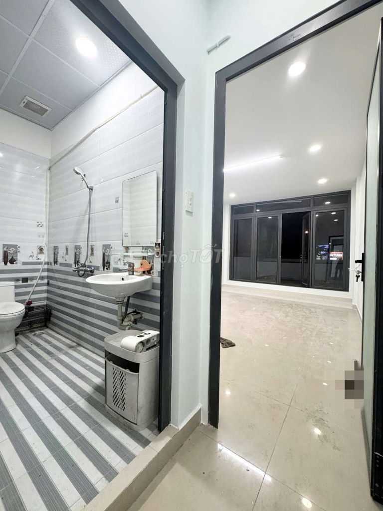 Rent 1 Kinh Dương Vương, Bx West, 25 million, 4 bedrooms, 3 stories